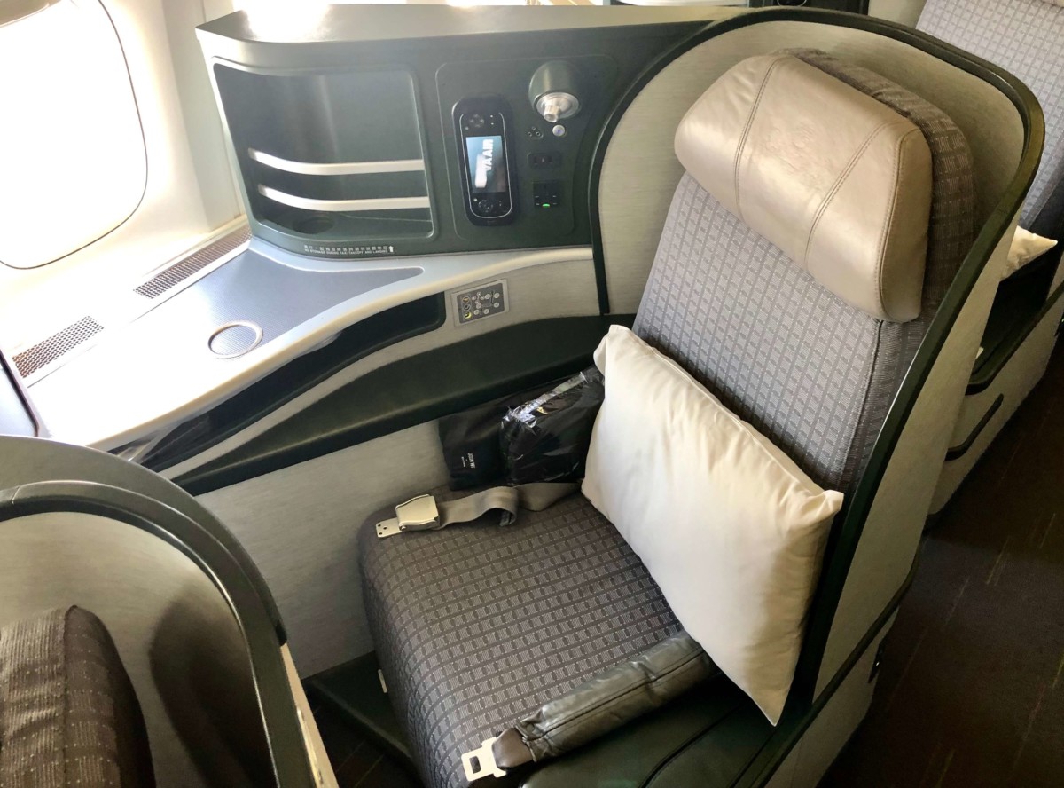 Royal Laurel business class seat on Boeing 777-300ER