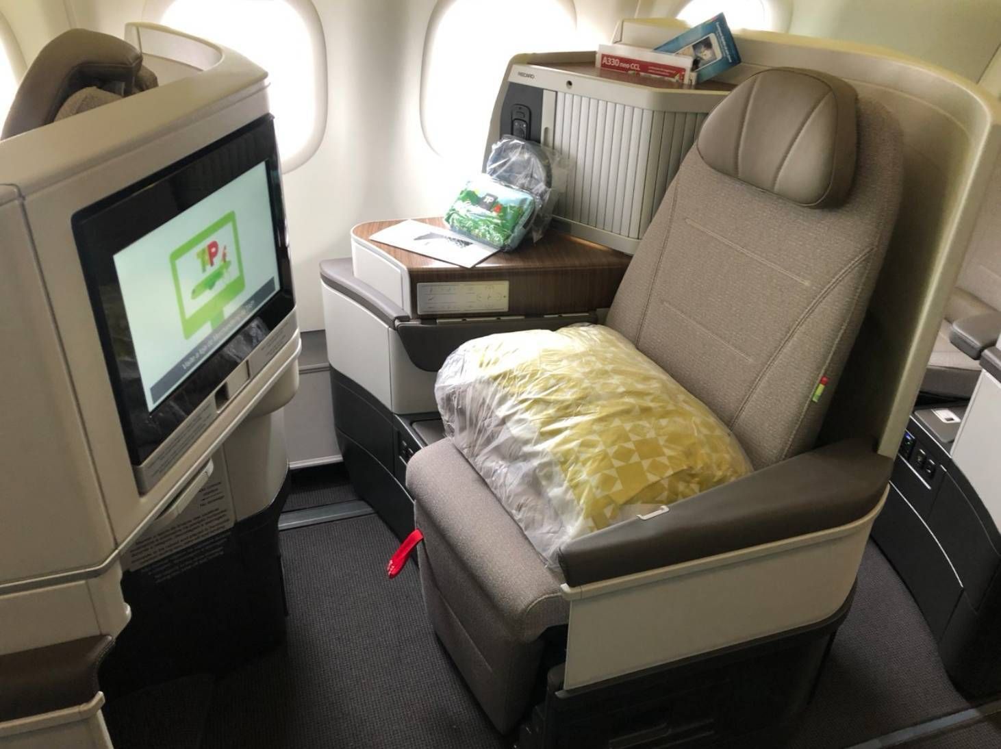 Executive Class business class seat on Airbus A330neo and A321LR